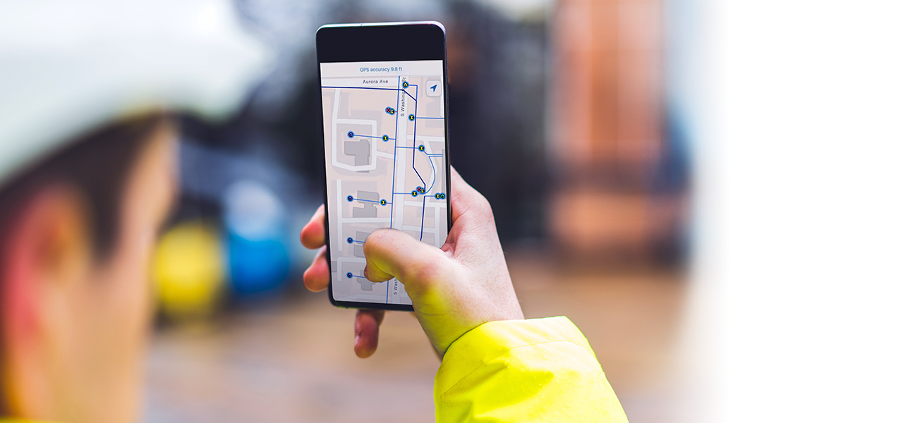 Service worker capturing indoor data on a phone to map asset conditions and locations.